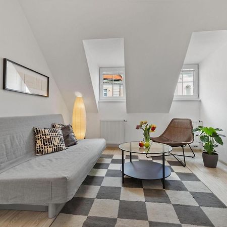 Apple Apartment Bratislava Extérieur photo