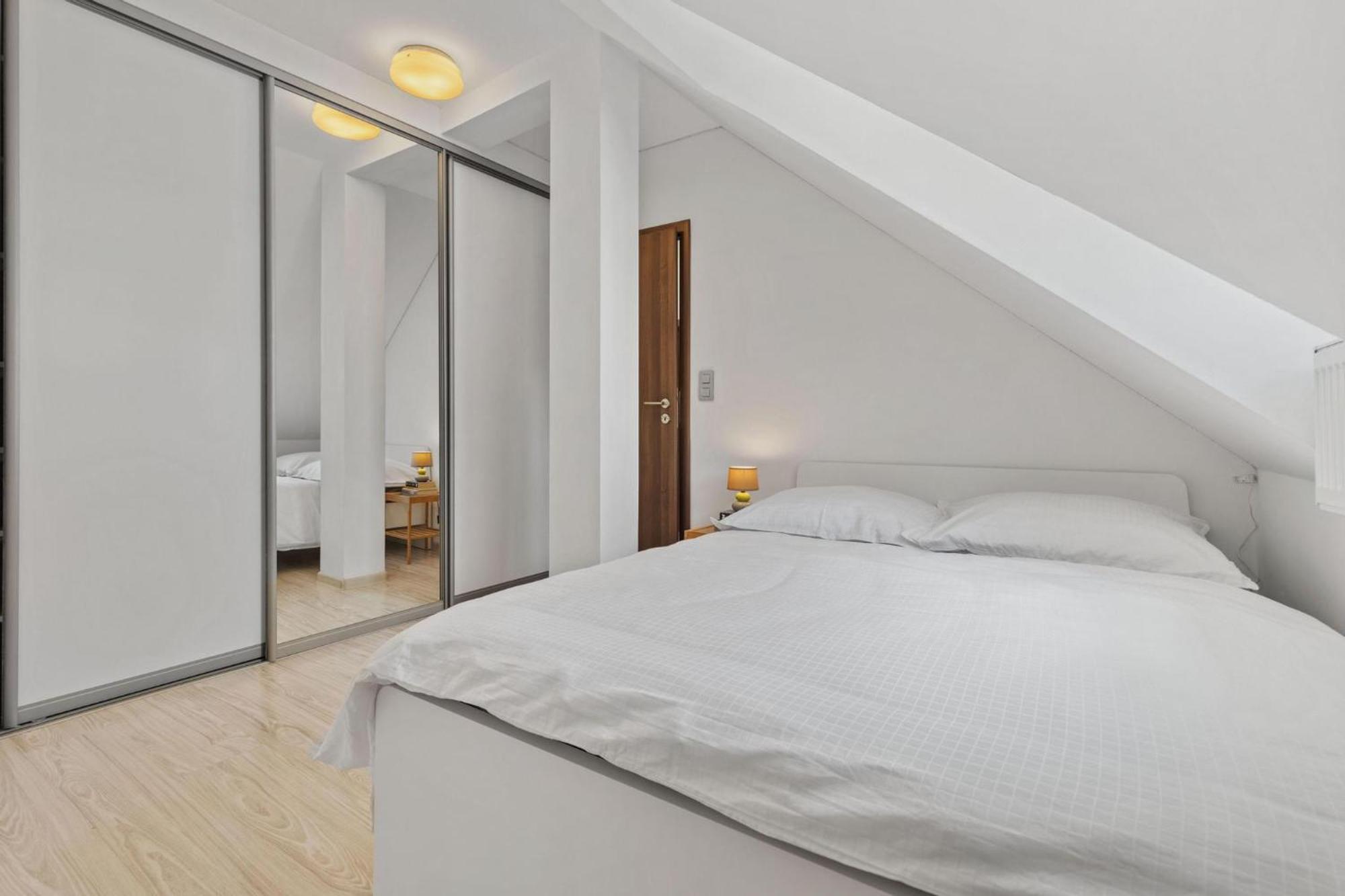 Apple Apartment Bratislava Extérieur photo