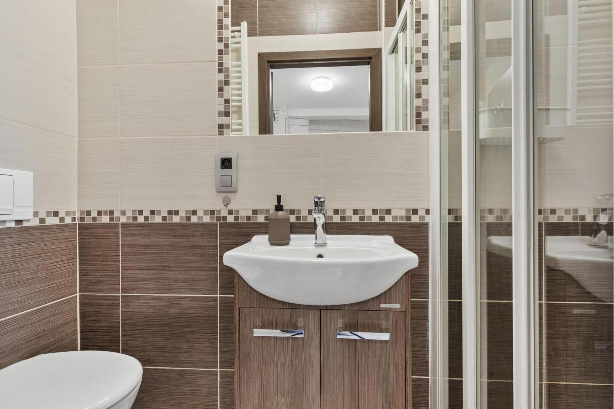 Apple Apartment Bratislava Extérieur photo
